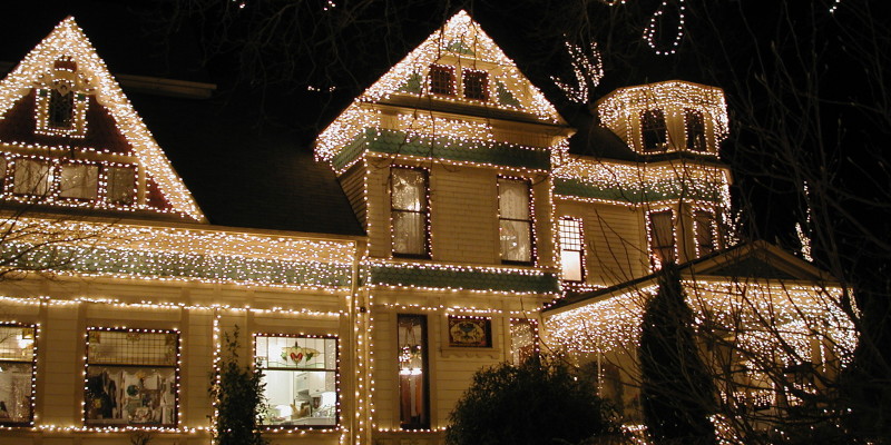 Holiday Outdoor Decorating Trends